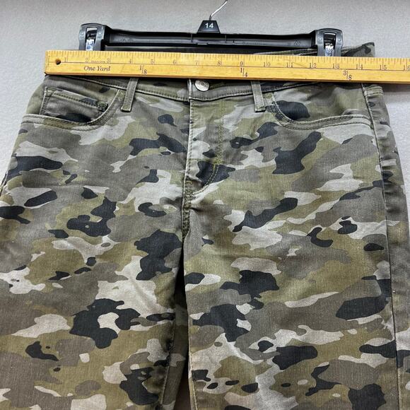 Levi's Camo Pants Women's 29x30 (8) Olive Green Camo Skinny Jeans - Picture 8 of 12